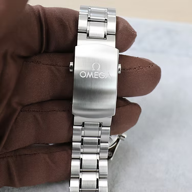 Omega Speedmaster Panda Dial - 42mm
