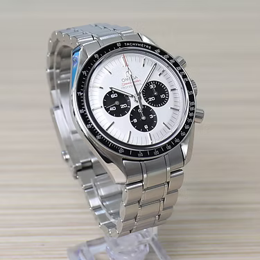 Omega Speedmaster Panda Dial - 42mm