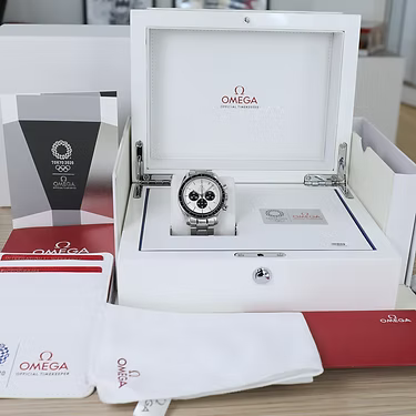 Omega Speedmaster Panda Dial - 42mm