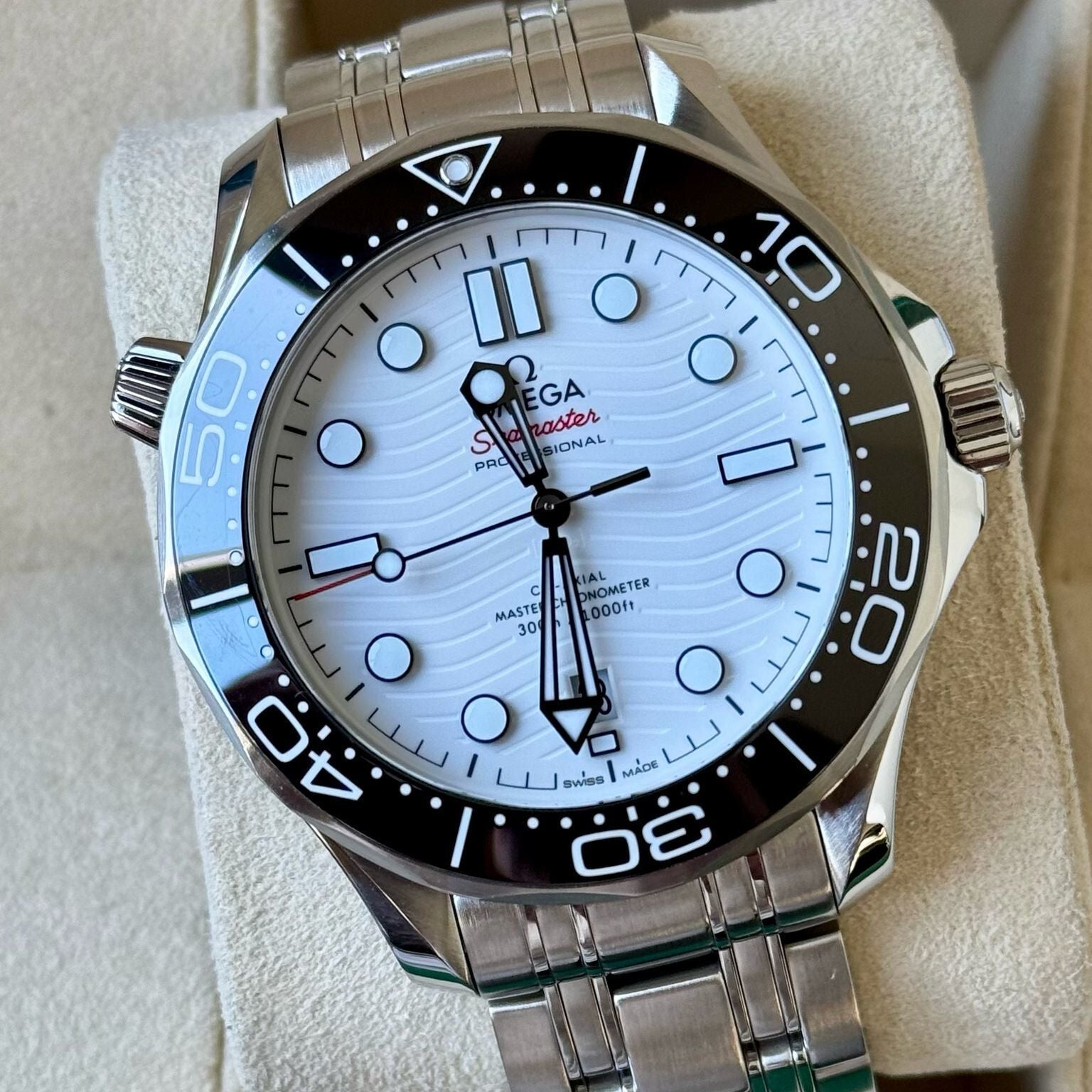 Omega Seamaster Diver 300