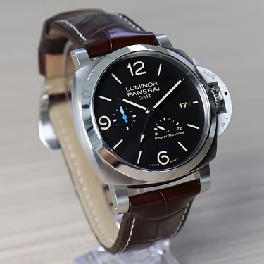Panerai Luminor 3Days - 44mm GMT