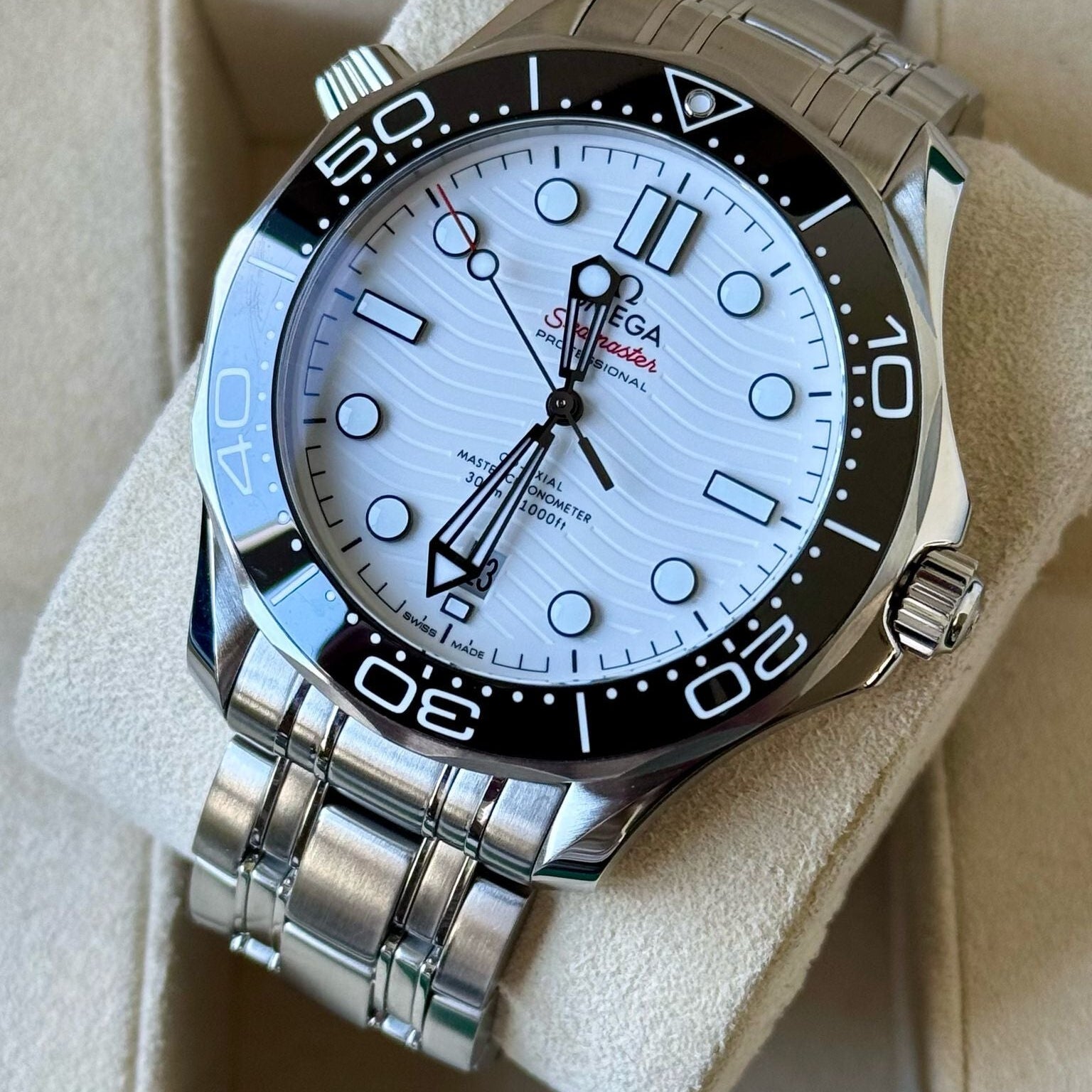 Omega Seamaster Diver 300
