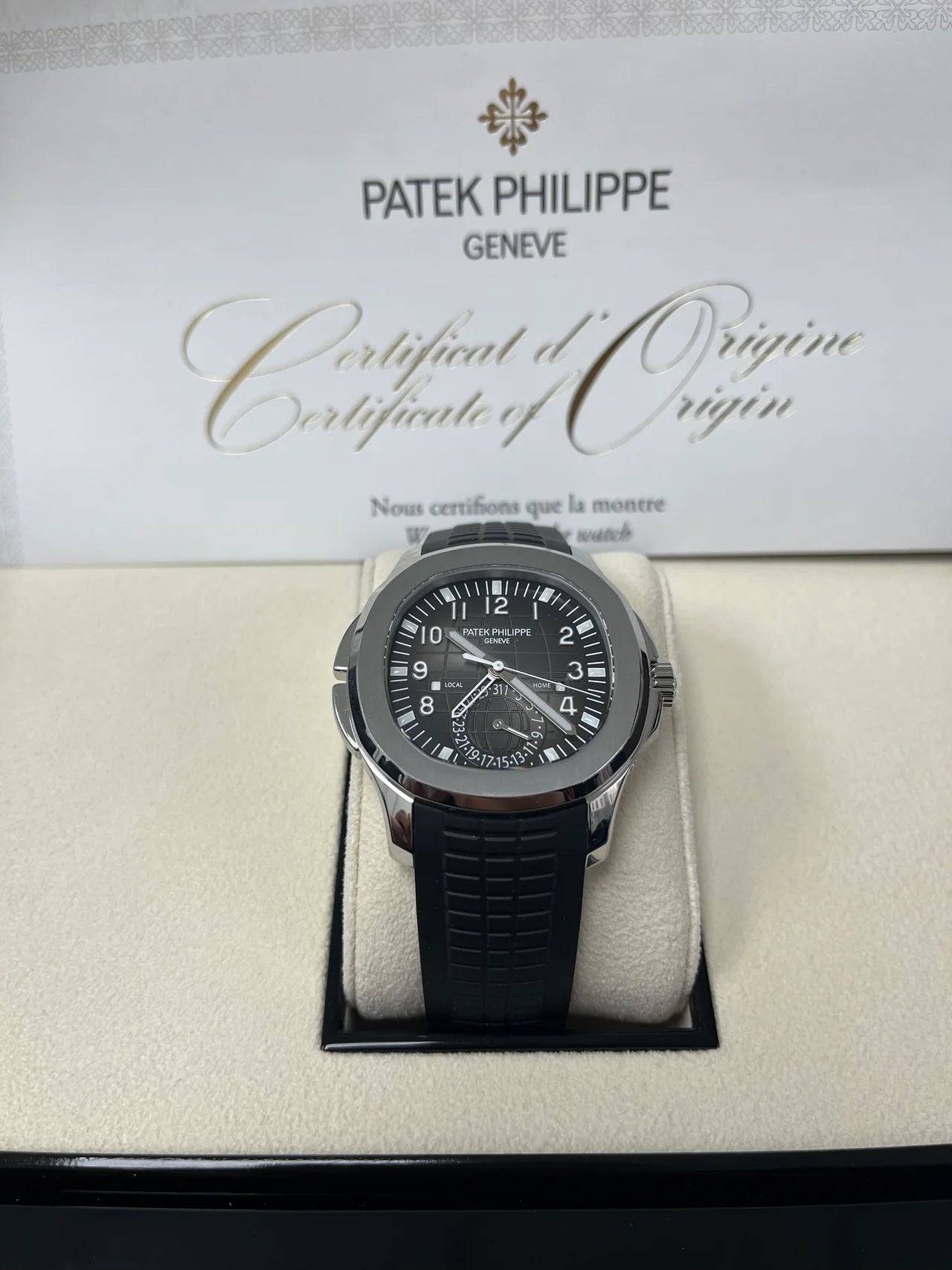 Patek Aquanaut nero