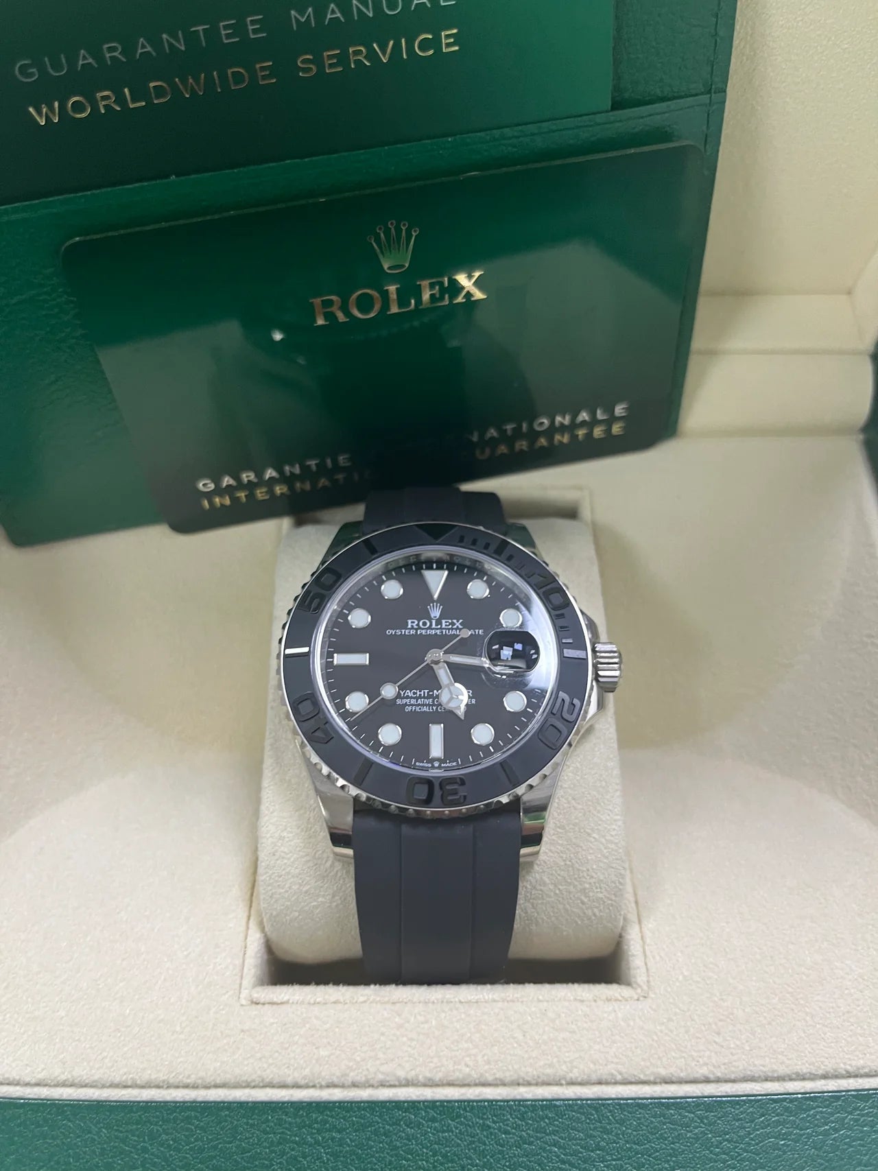 Yacht-Master 42 - Black Dial - Oysterflex Strap