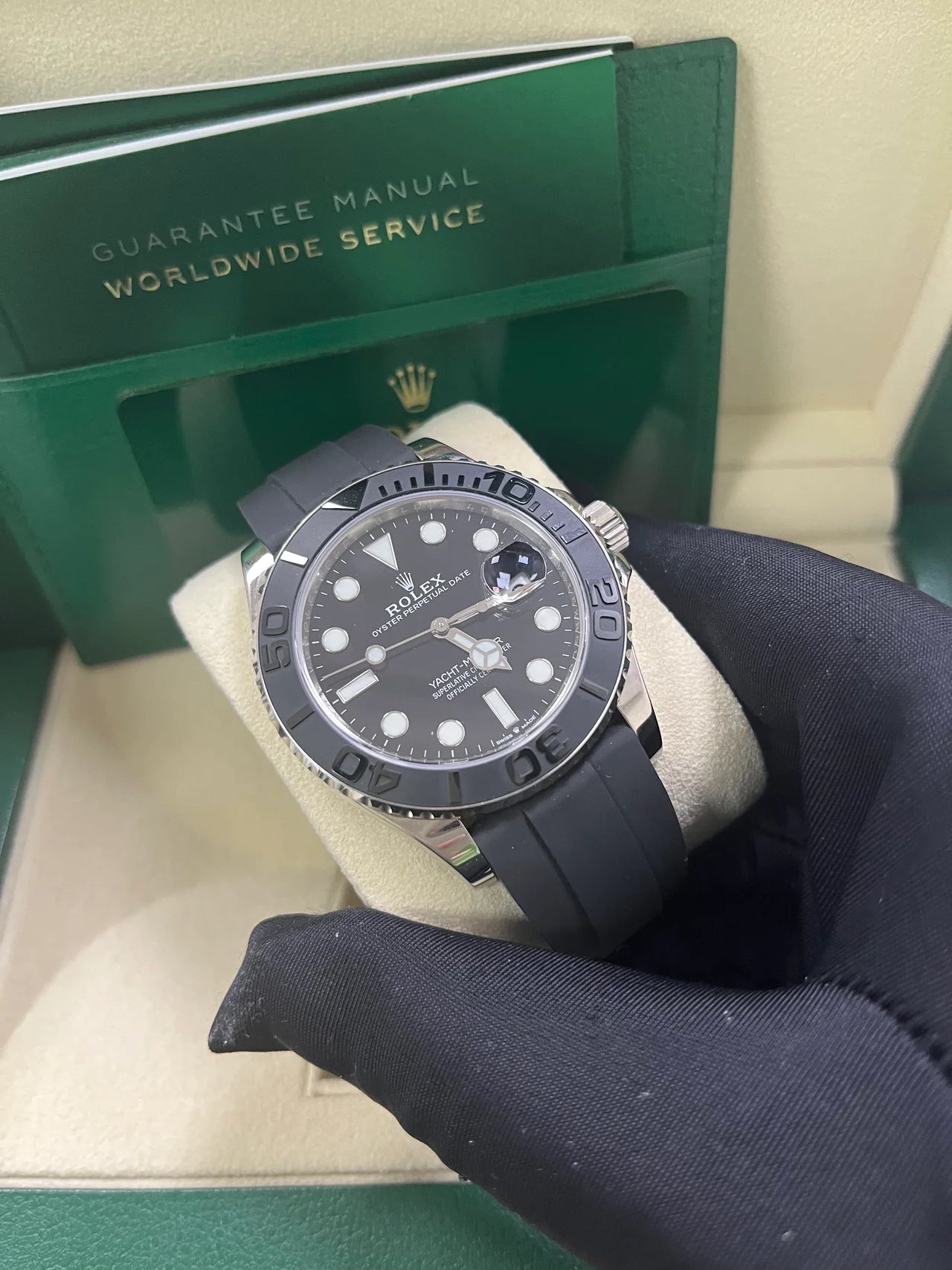 Yacht-Master 42 - Black Dial - Oysterflex Strap