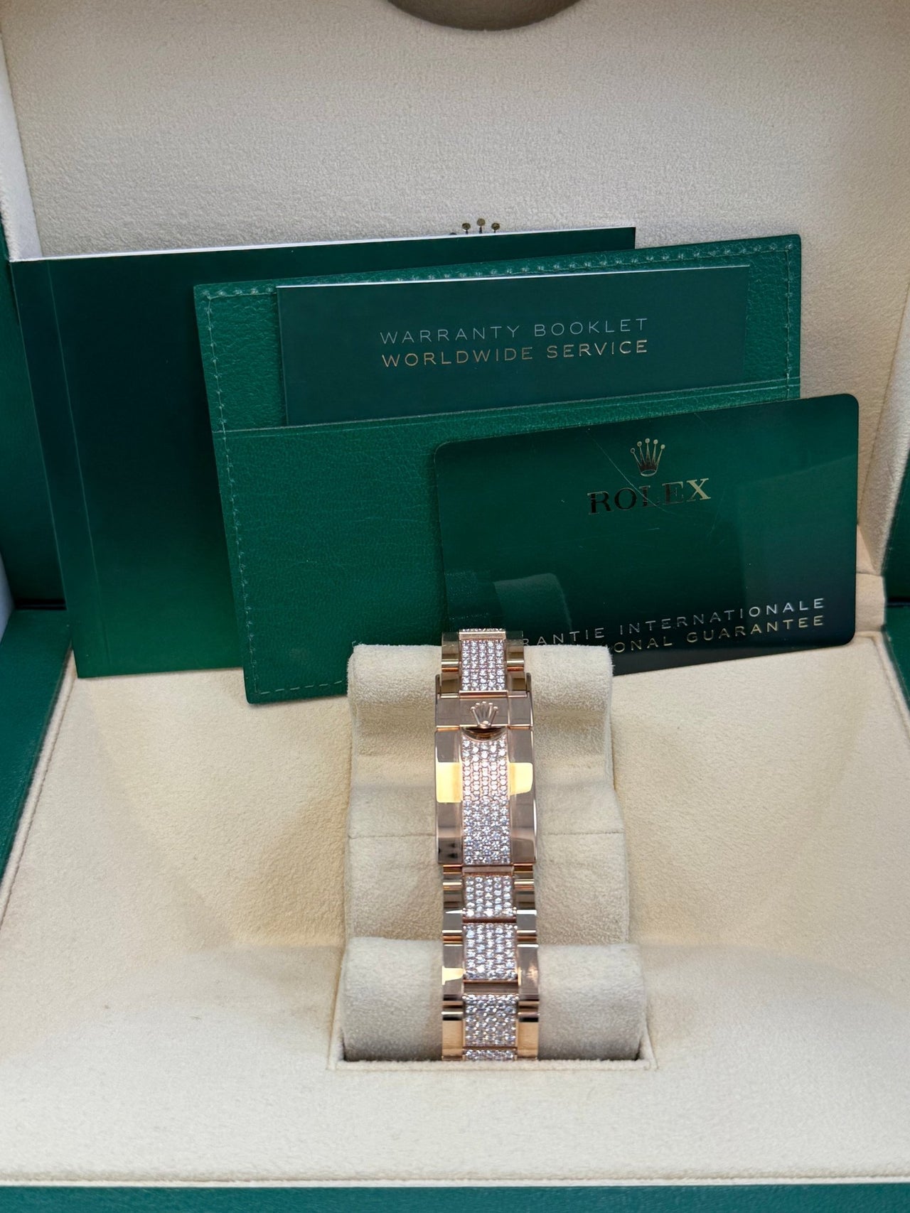 GMT-Master II Everose Gold/ Full Diamond