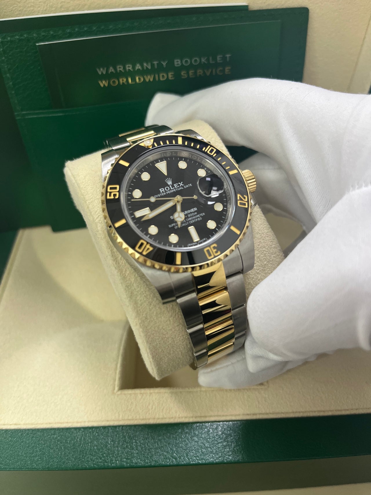 Submariner Date Yellow Gold/Steel Black Dial