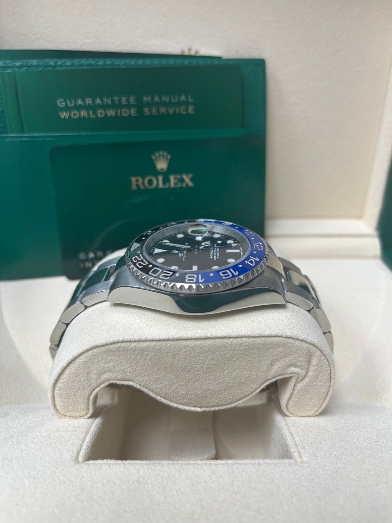 GMT-Master II 40 - Black and Blue Batman