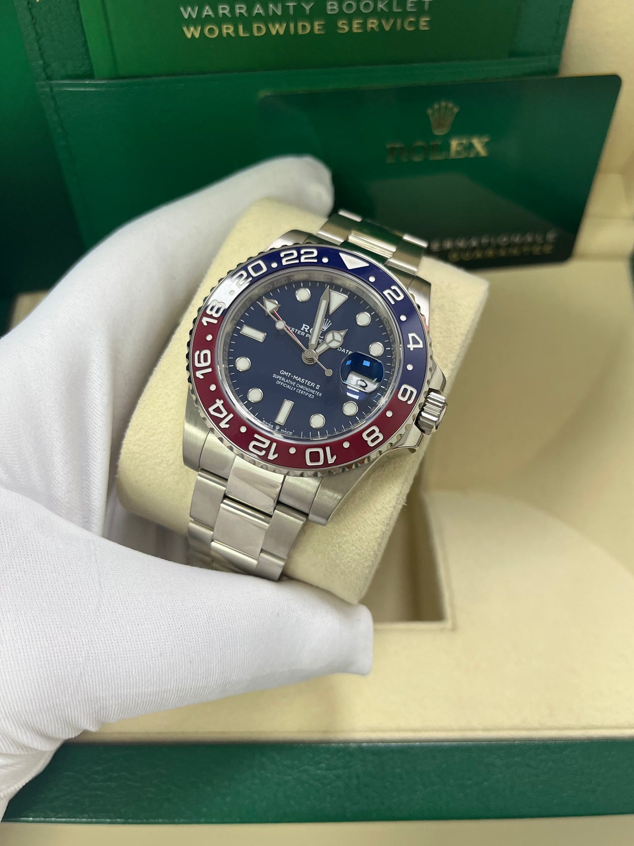 GMT-Master II - 40mm "Pepsi" - Blue Dial - Oyster