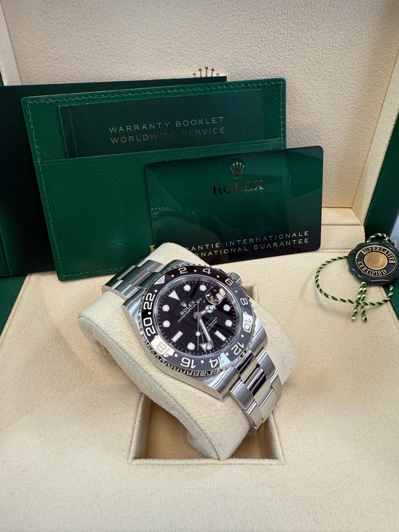 GMT-Master II Black Grey Oyster "Bruce Wayne"