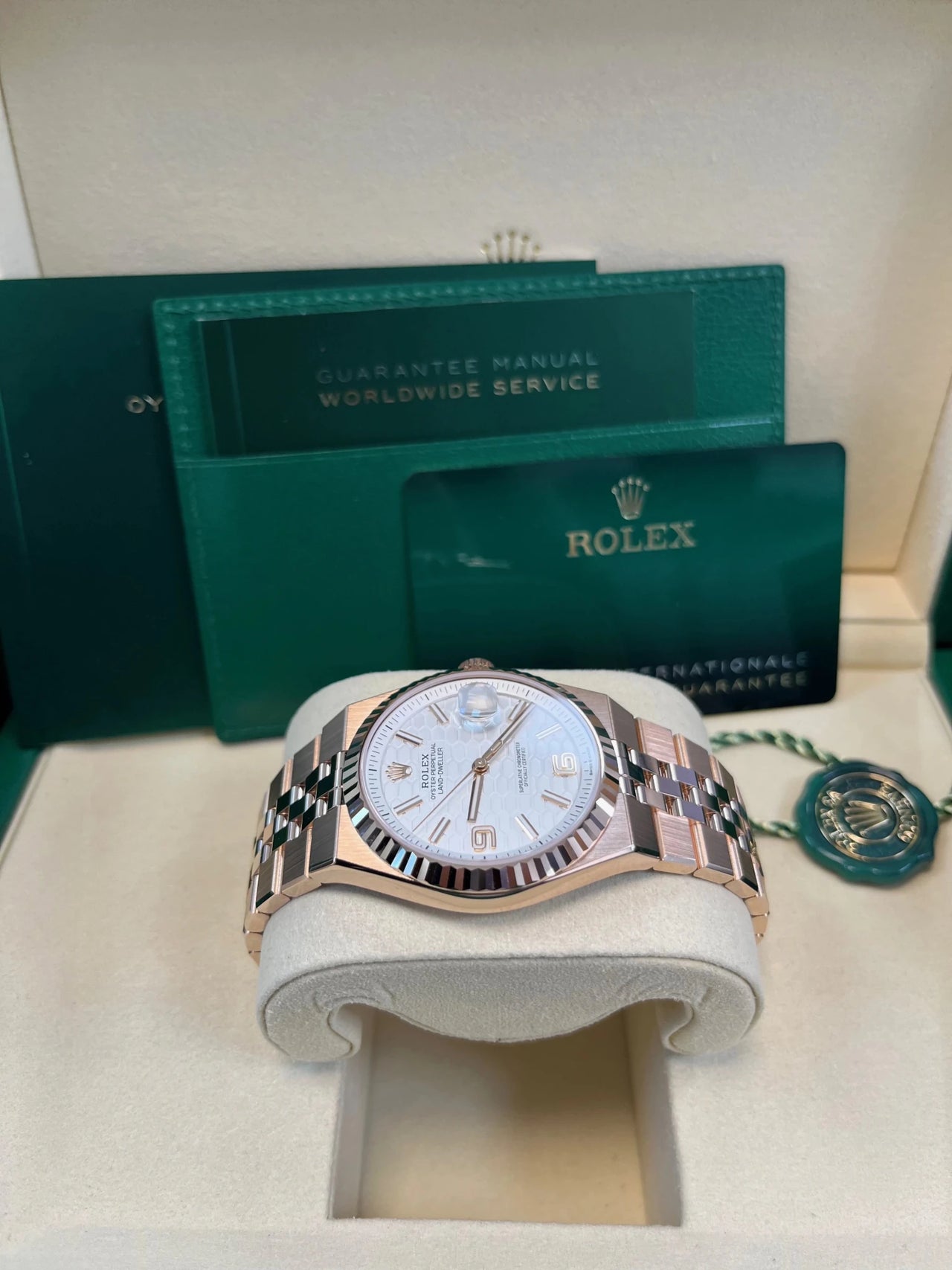 Land Dweller 40mm Rose Gold White Dial