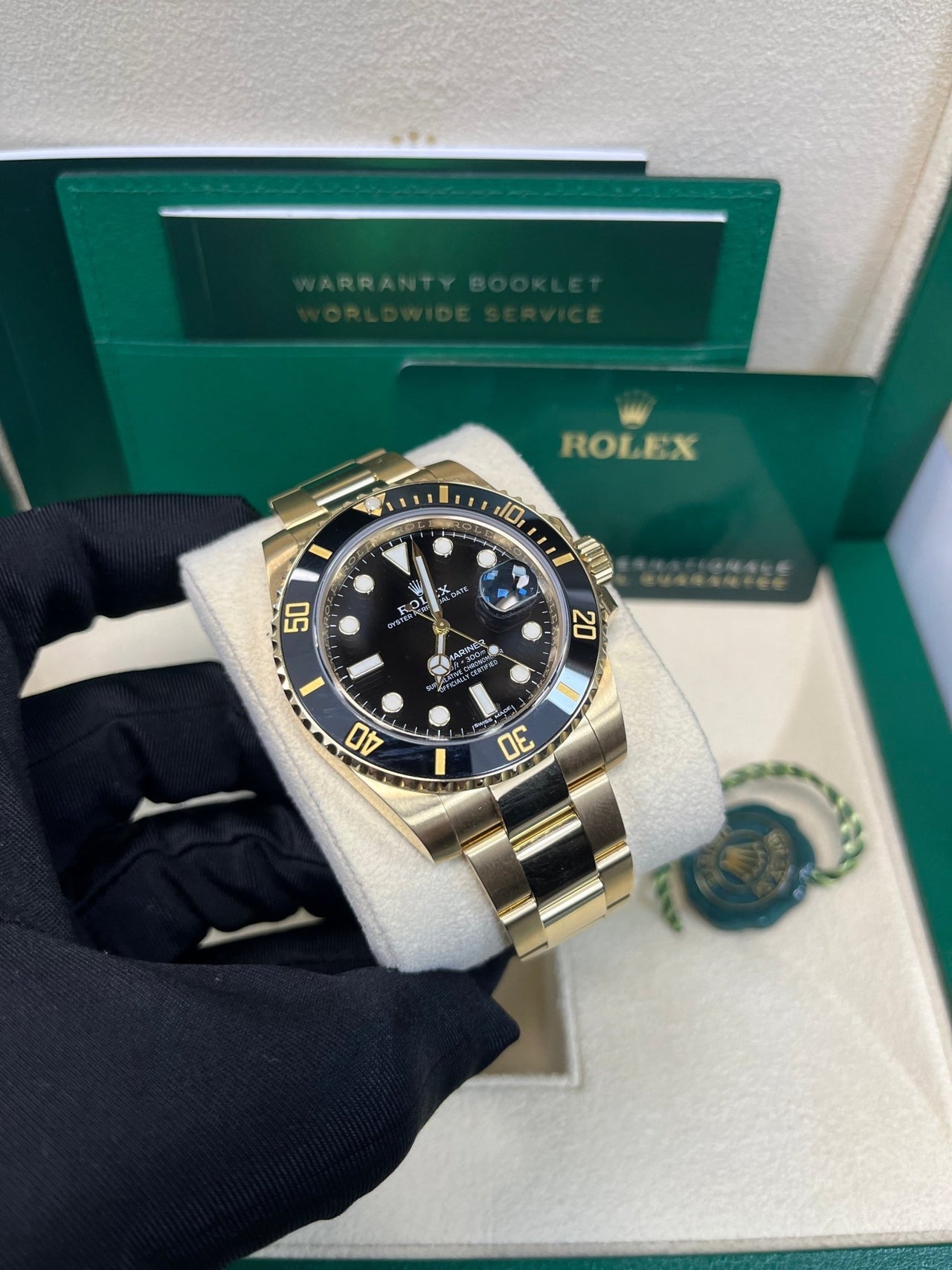 Submariner Date Gold