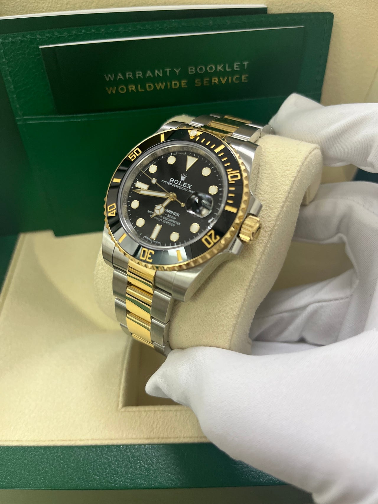 Submariner Date Yellow Gold/Steel Black Dial