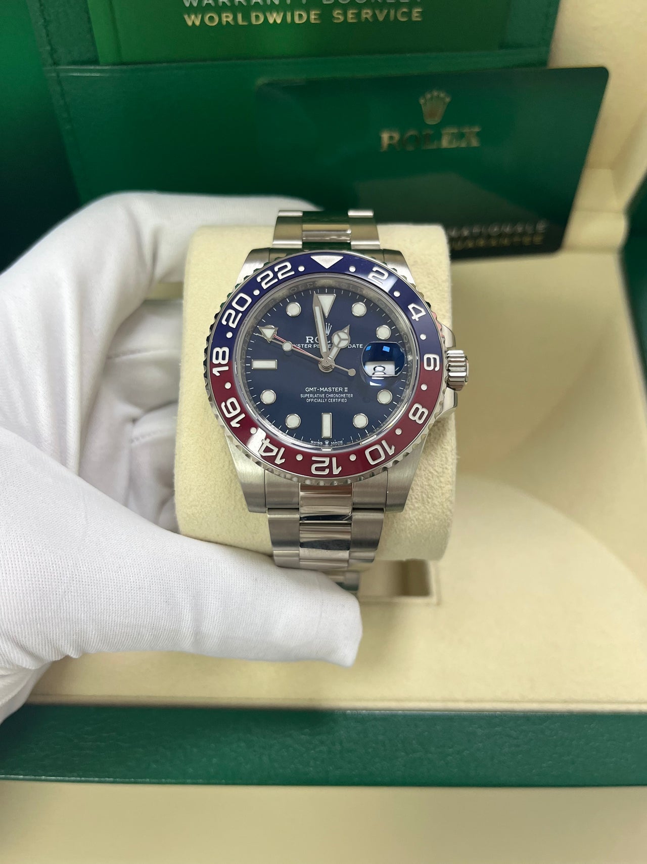 GMT-Master II - 40mm "Pepsi" - Blue Dial - Oyster
