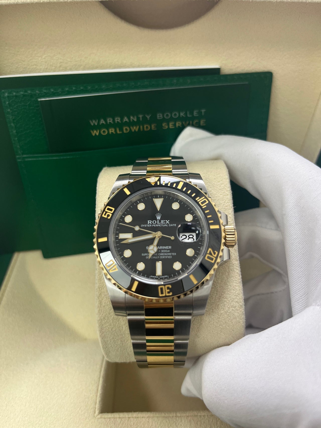 Submariner Date Yellow Gold/Steel Black Dial