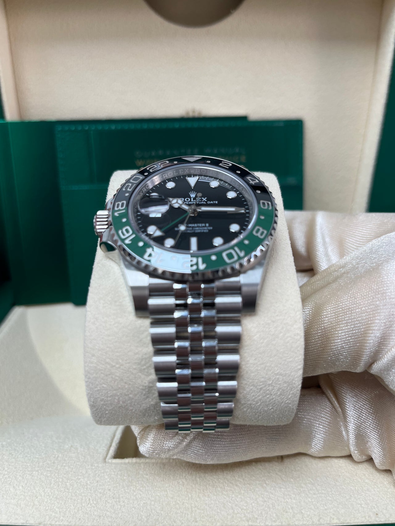 GMT-Master II Green And Black "SPRITE"